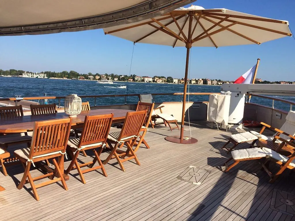 Yacht Bert Venezia 5*, Venice Italy