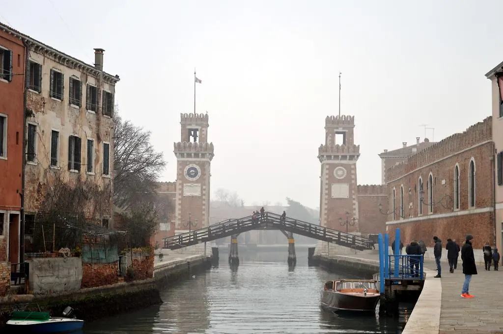 Yacht Bert Venezia 5*, Venice Italy
