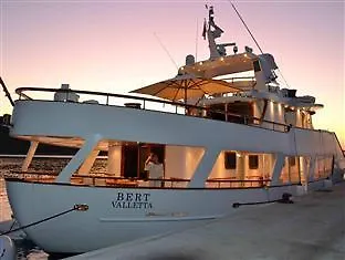 Yacht Bert Venezia Botel