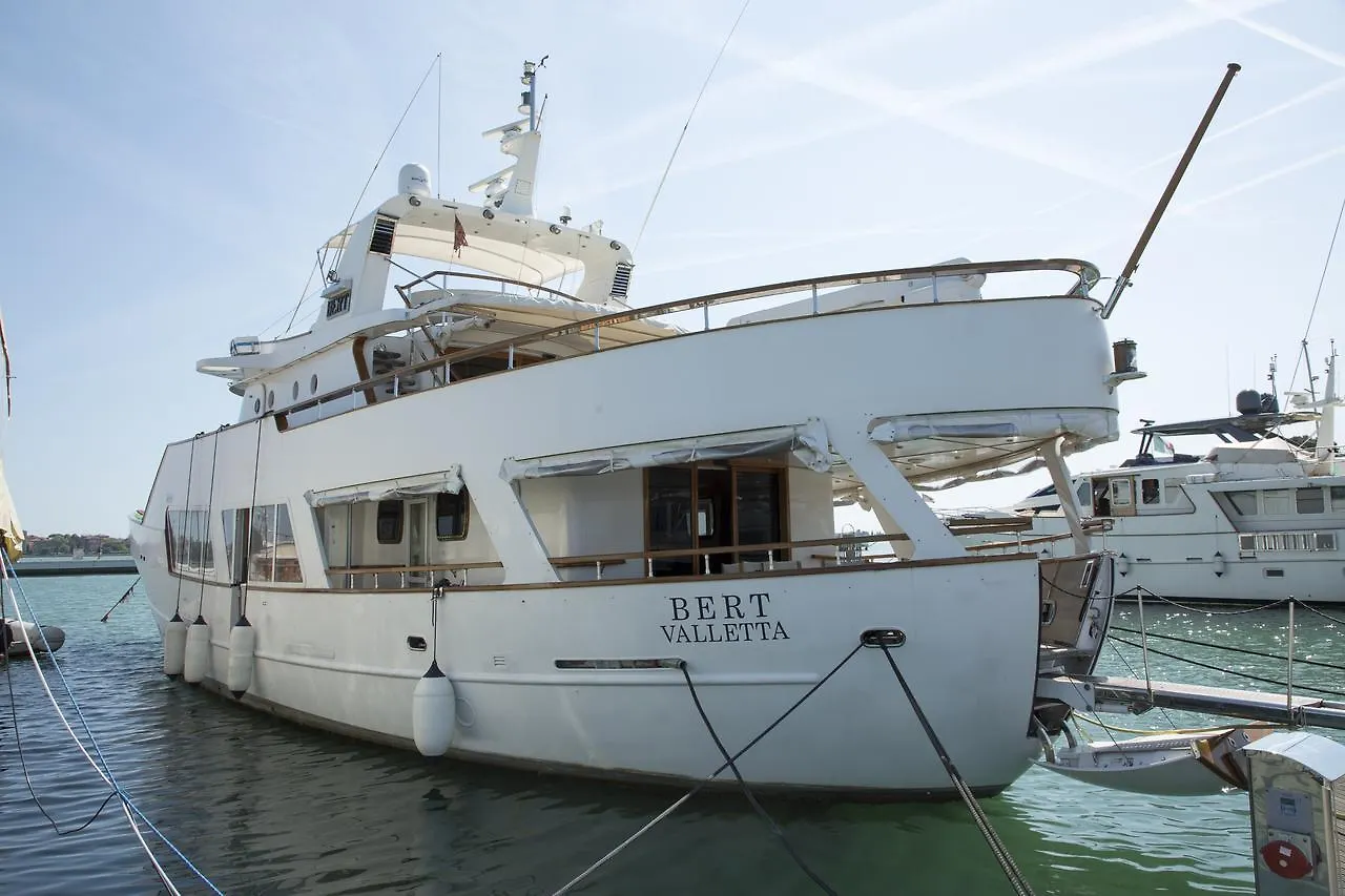 Yacht Bert Venezia Venice