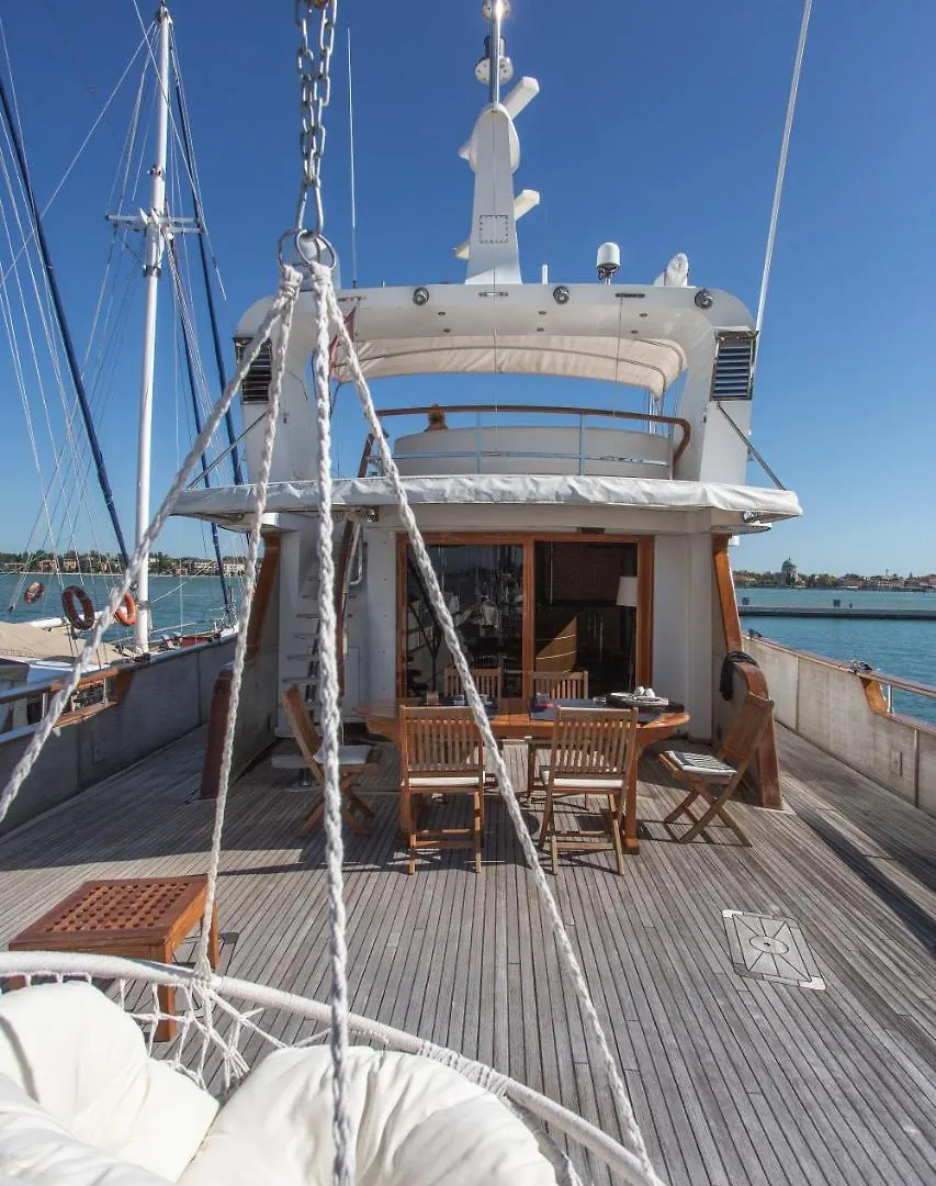 Yacht Bert Venezia Italy
